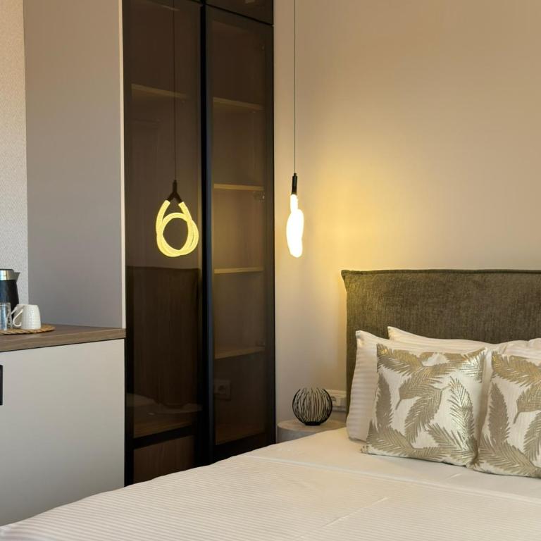 MD APARTMENTS - Deluxe Double Room with Balcony - 15