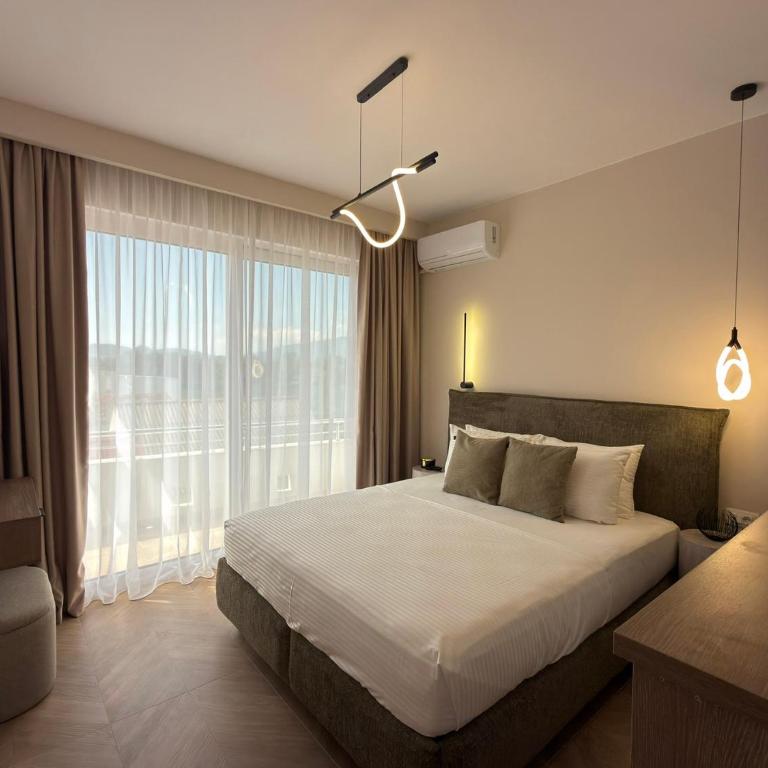 MD APARTMENTS - Deluxe Double Room with Balcony - 23