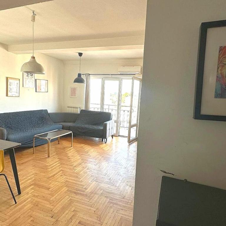 WM Simple Beds & Shared Bathrooms Hostel - Dvokrevetna Soba sa Bračnim Krevetom i Zajedničkim Kupatilom - 14