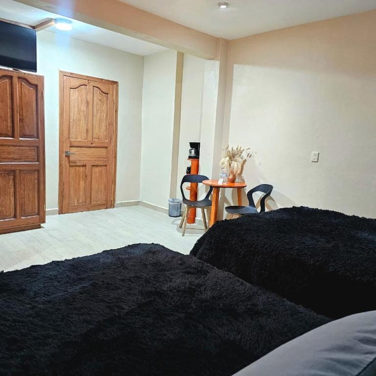 Piedra Negra Boutique Hotel - Superior Queen Room with Two Queen Beds - 5