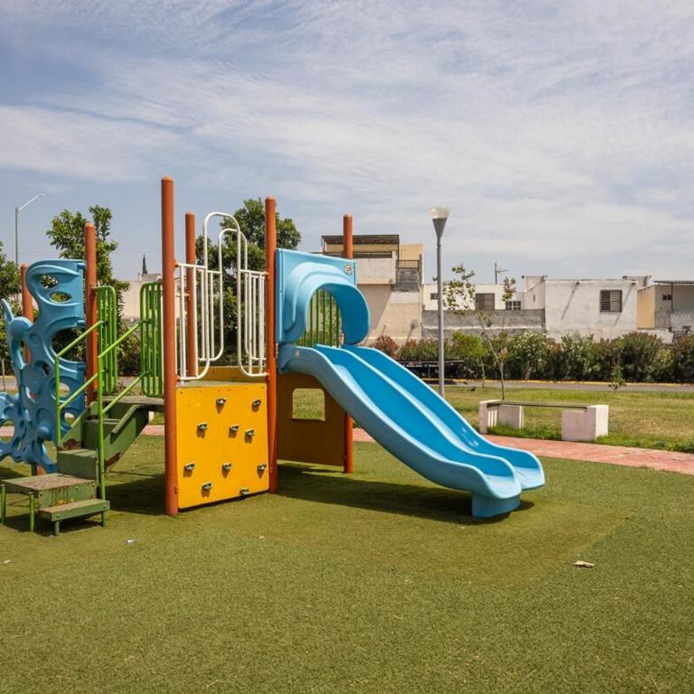 Casa bonita en área metropolitana de Monterrey - Three-Bedroom House - 39