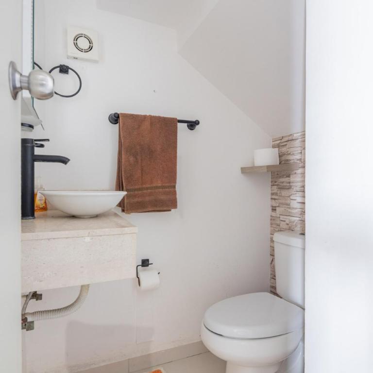 Casa bonita en área metropolitana de Monterrey - Three-Bedroom House - 8