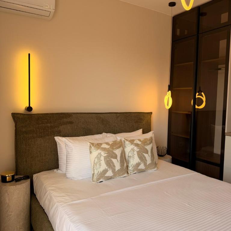 MD APARTMENTS - Deluxe Double Room with Balcony - 6