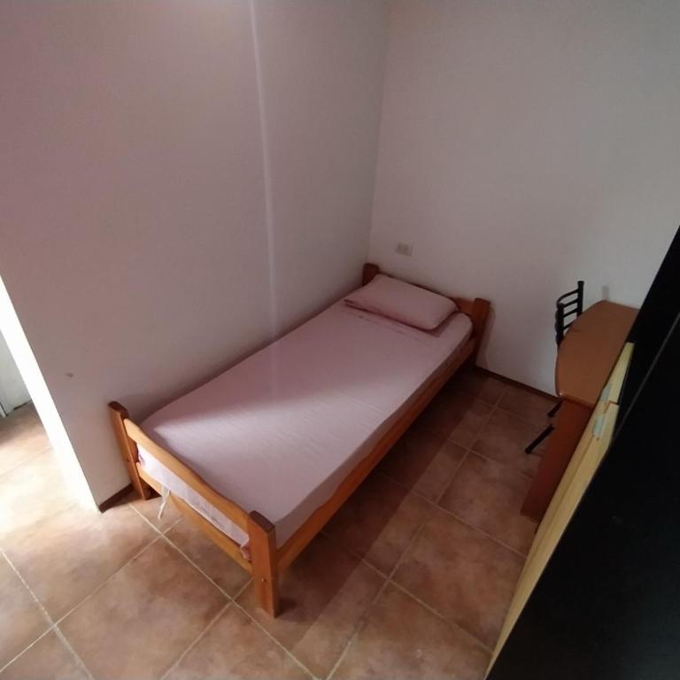 Aeropuerto Ezeiza Nuevo Descanso - Habitación Individual - 1