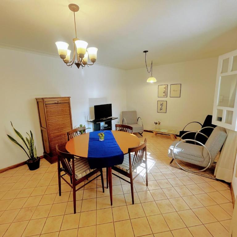 Style, comfort and the best location with carport - Casa de 2 dormitorios - 1