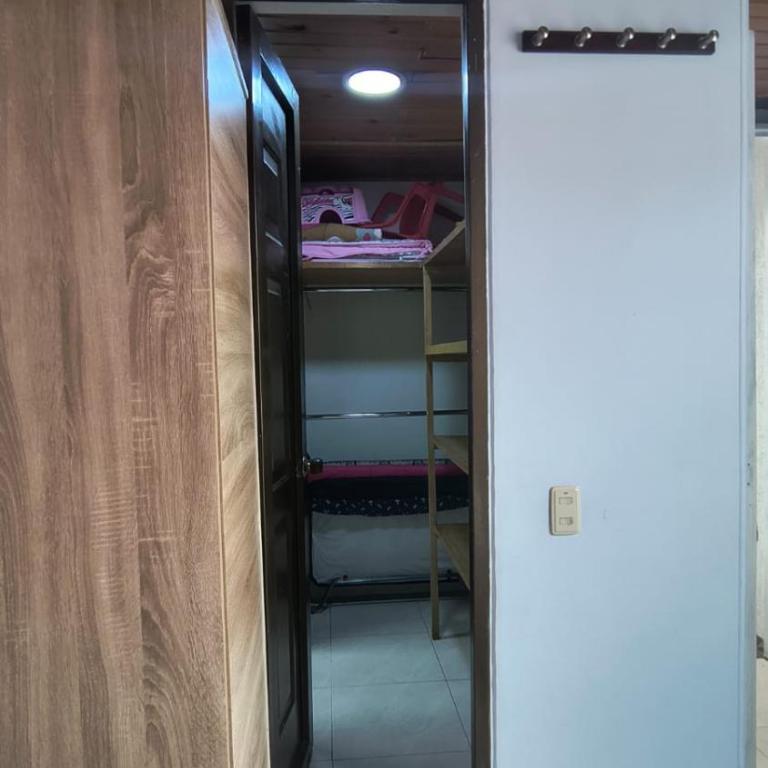 Alojamiento CAS VISA Aeropuerto Dorado - Apartamento de 2 dormitorios - 13