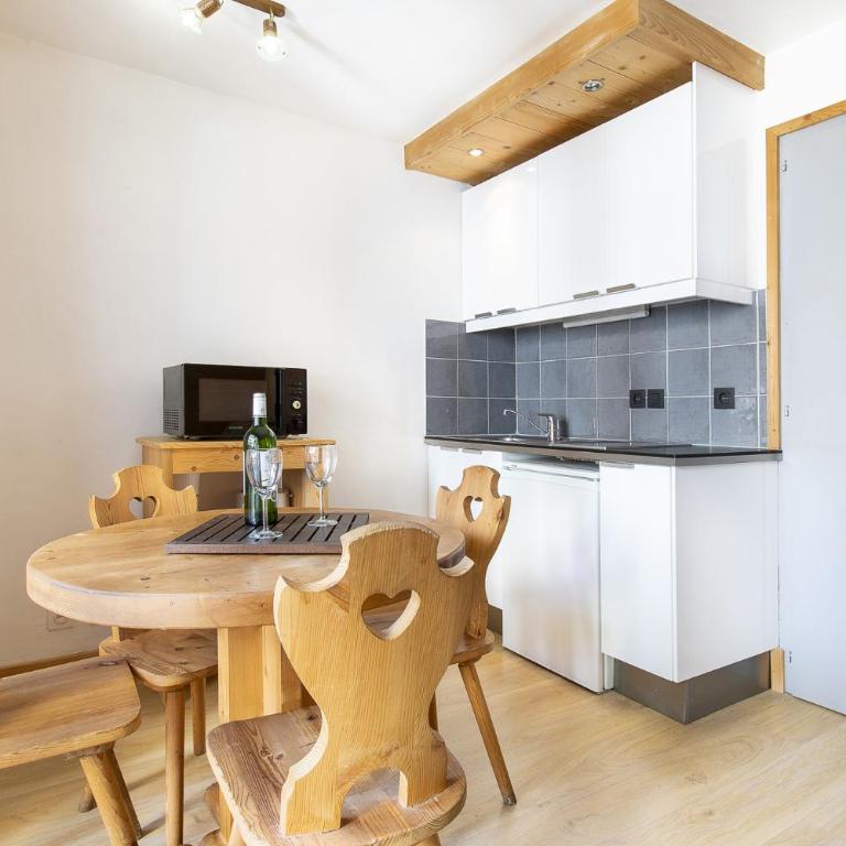 Résidence Hôtel Rent - Megève - Appartement avec Balcon - 14