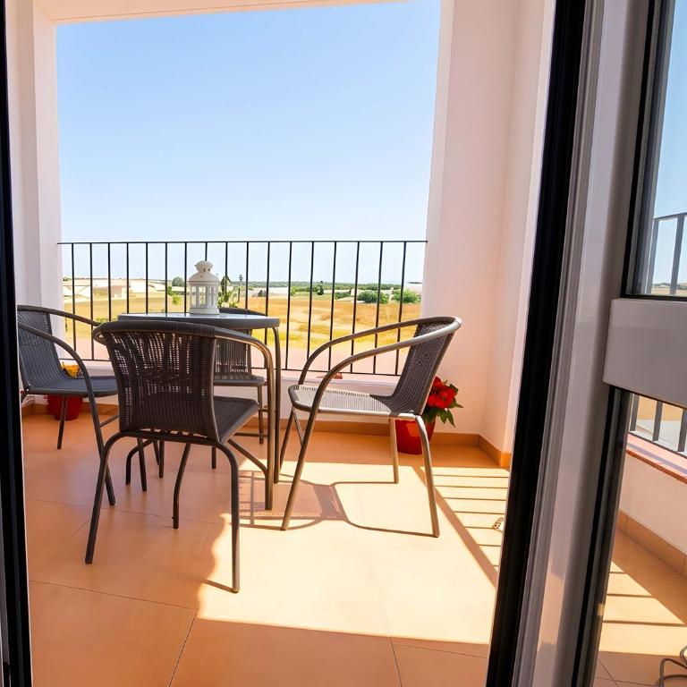 Apartamento con Piscina compartida y Terraza privada - Apartment - 22