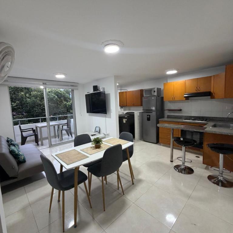 Apartamento moderno con balcón en Cucuta - Apartamento de 1 dormitorio - 2