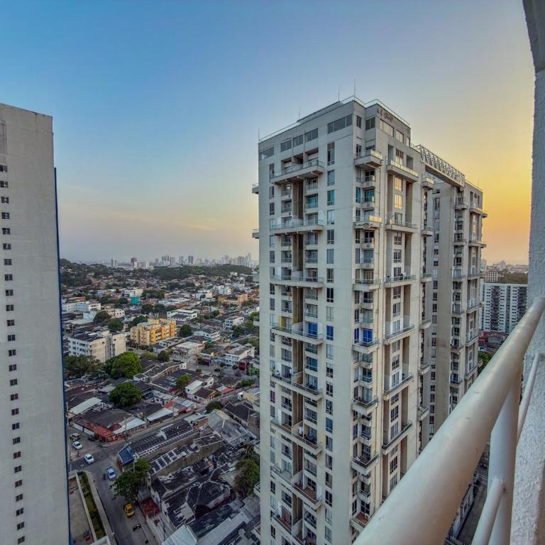 Full 3-bedroom apartment 5 minutes from the beach - Apartment - 24