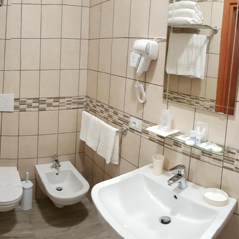 Hotel Artorius - Studio (3 Adults) - Separate Building - 4