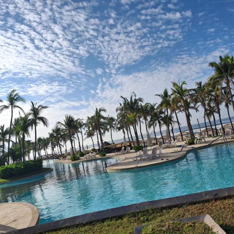 Disfruta a lo grande en la Isla Residences Acapulco - Apartamento de 2 dormitorios - 68