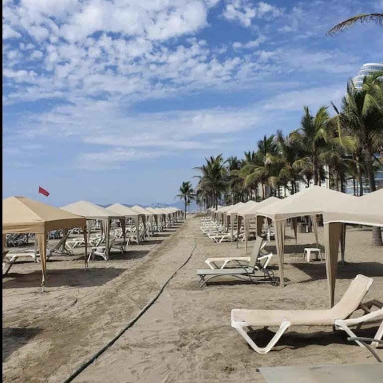 Disfruta a lo grande en la Isla Residences Acapulco - Apartamento de 2 dormitorios - 69
