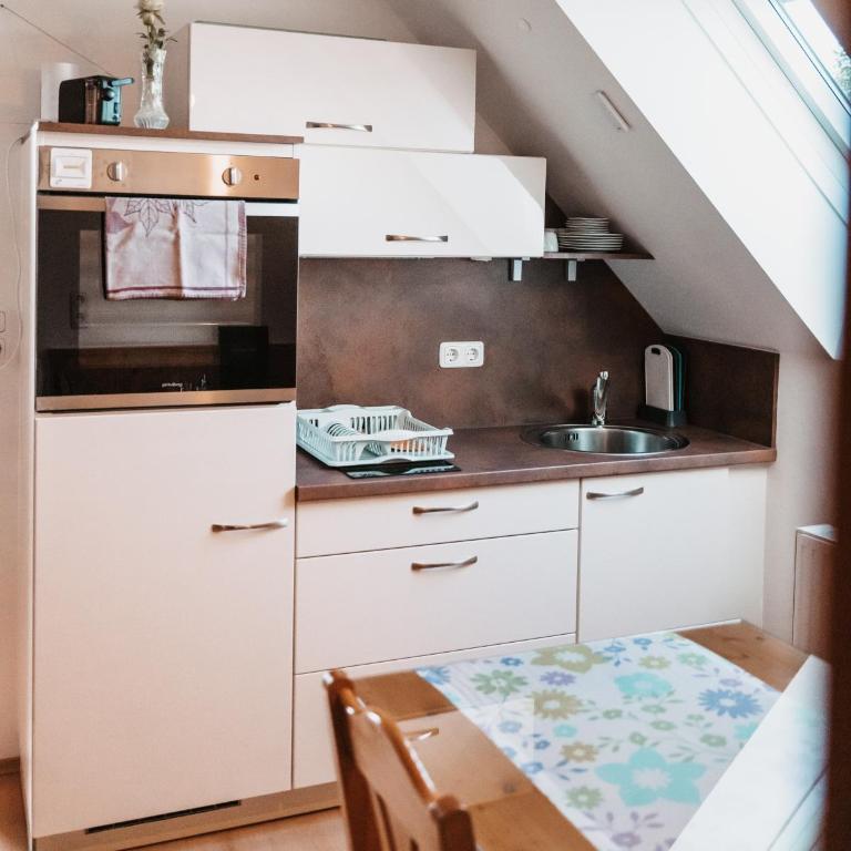 "Das Steirerhaus am Seggauberg" - Familien Ferienhaus mit zwei separaten Apartments - Haus mit 4 Schlafzimmern - 18
