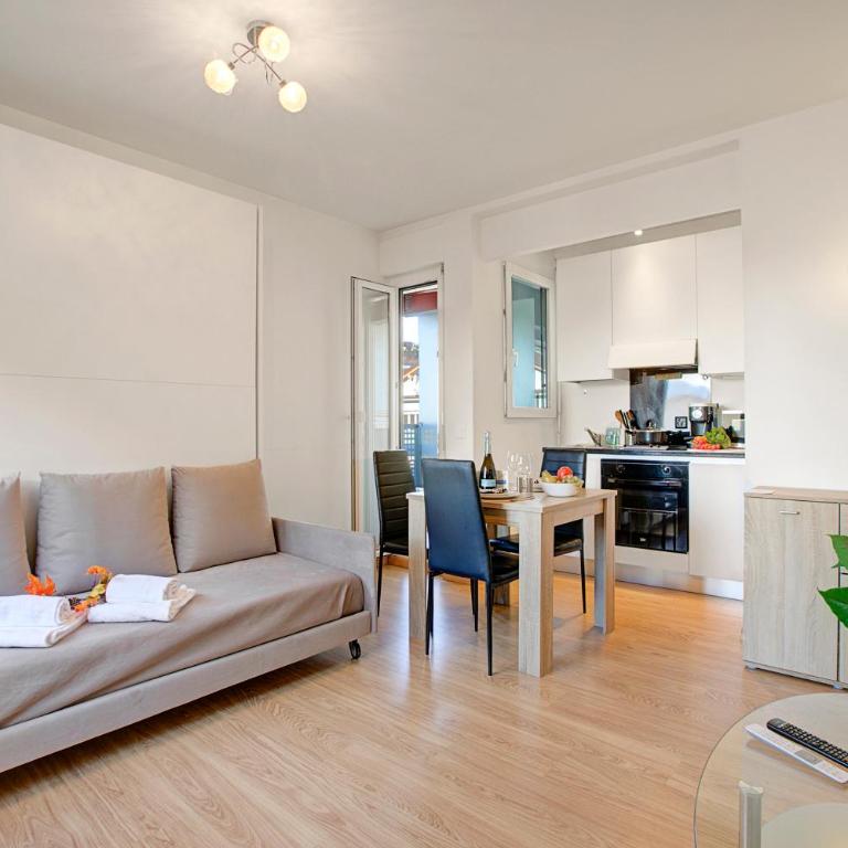 Lean Home - Happy Rentals - Monolocale con Balcone - 10
