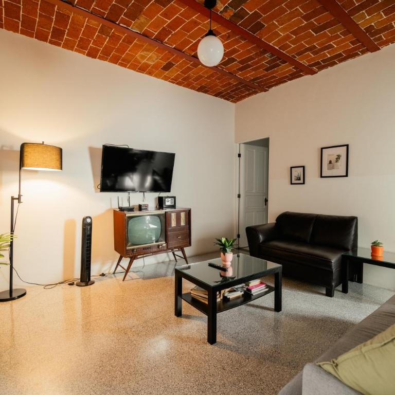 Departamento #205 en Centro Histórico con terraza panorámica compartida - Apartamento de 1 dormitorio - 36
