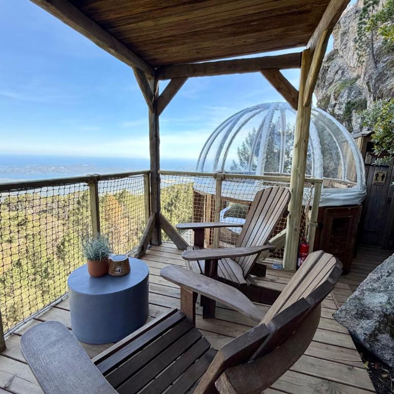 Cocoon Village - Zimmer mit Kingsize-Bett und Meerblick - 4
