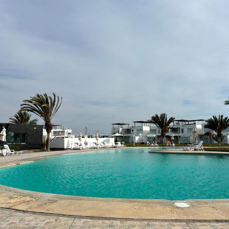 Depa Familiar en PARACAS FRENTE A LA PLAYA - Apartamento - 2