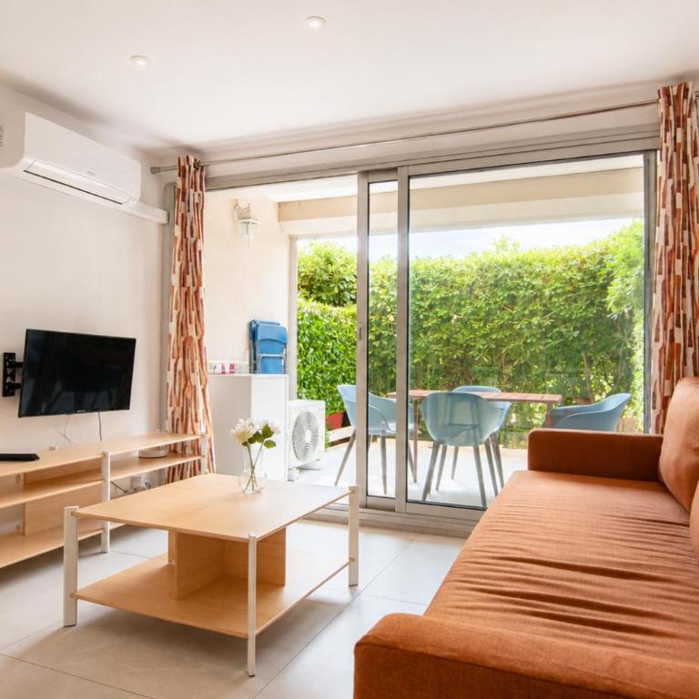 T2 climatisé avec terrasse, port Santa Lucia à 2 min mer - Apartment mit 1 Schlafzimmer - 6