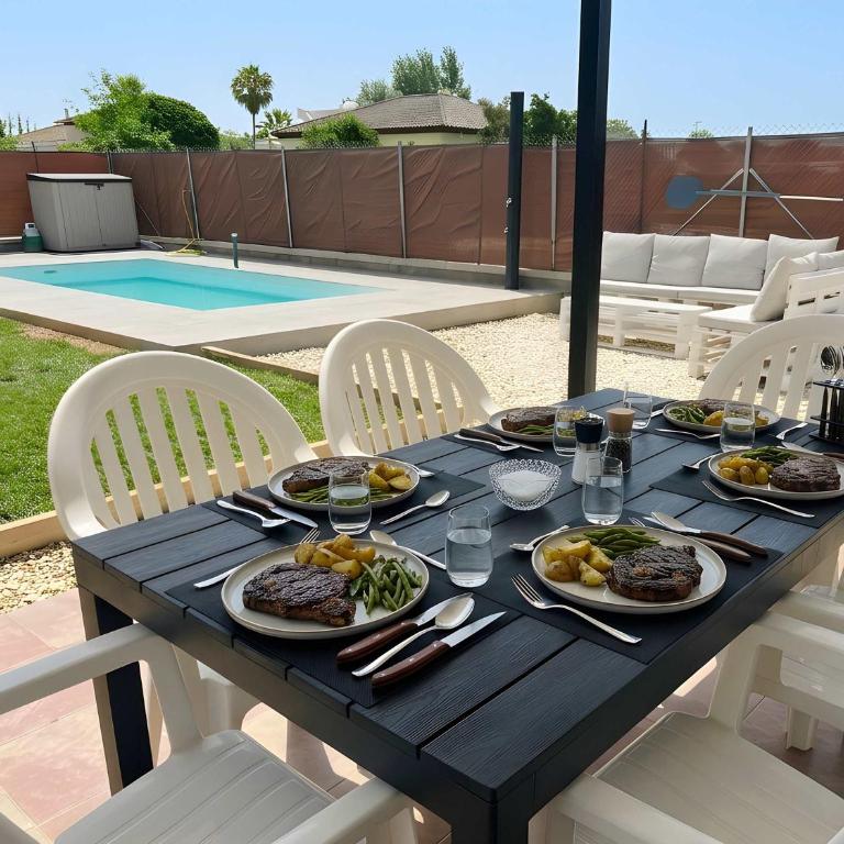 Casa con Piscina privada Jardin y Barbacoa lugar tranquilo - Ferienhaus - 4