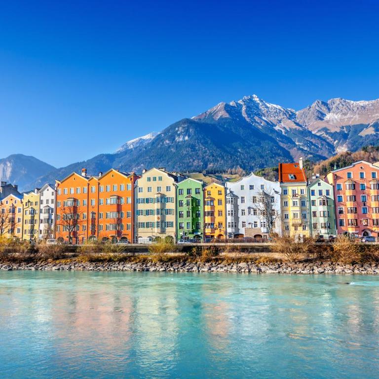 Central Innsbruck Apartment - Apartment - 12