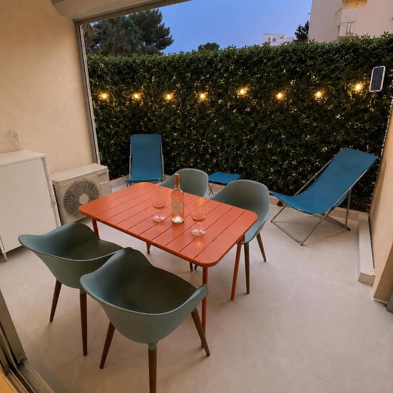 T2 climatisé avec terrasse, port Santa Lucia à 2 min mer - Apartment mit 1 Schlafzimmer - 10