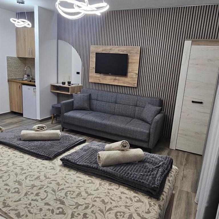 Apartments & Studio Haxhibeti - Deluxe Dreibettzimmer - 1