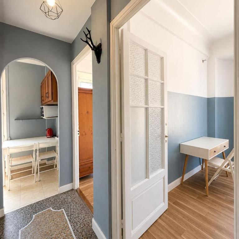 Charming 3 Bedrooms Seaside Apartment 2 Bedrooms Available Before 20 May - Appartement 3 Chambres - 10