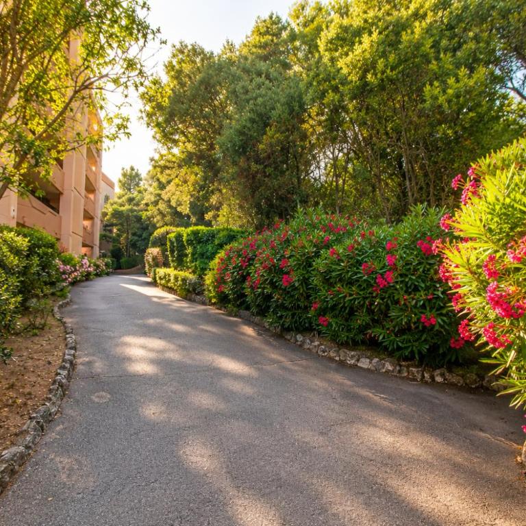 T2 climatisé avec terrasse, port Santa Lucia à 2 min mer - Apartment mit 1 Schlafzimmer - 22
