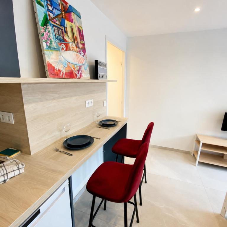 T2 climatisé avec terrasse, port Santa Lucia à 2 min mer - Apartment mit 1 Schlafzimmer - 13