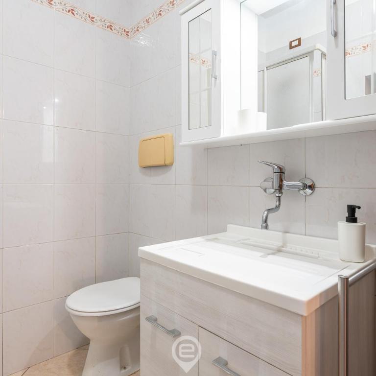 Estay - Domu Sant'Andrea - AirCon - WiFi - Balcony - Appartamento con 2 Camere da Letto e Balcone - 26