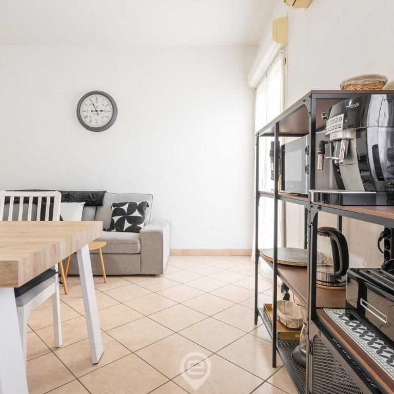 Estay - Domu Sant'Andrea - AirCon - WiFi - Balcony - Appartamento con 2 Camere da Letto e Balcone - 9