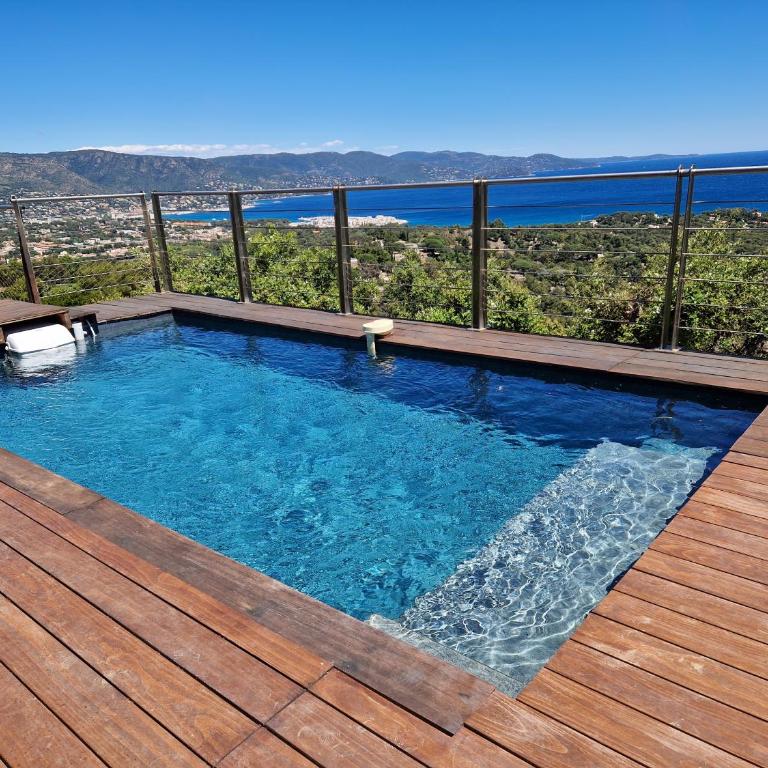 Gaou - Villa ONEIROS, paisible avec piscine & vue mer - Villa - Vue sur Mer - 1