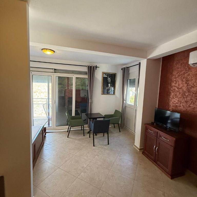 Apartments Vila A1 - Porodični Studio - 1