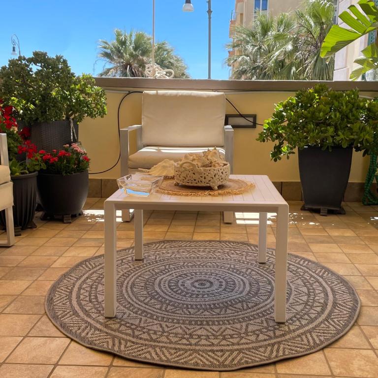 Appartamento con terrazza vista mare in stabile d'epoca - Appartamento con Vista Mare - 38