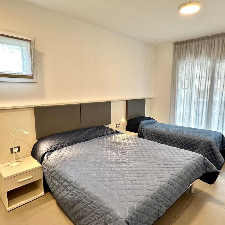 400m beach apartment with pool - Apartment - 11