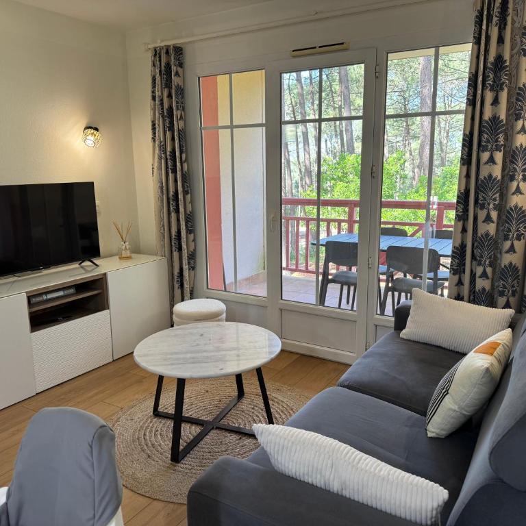 T2 Lacanau - piscine chauffée au calme sur le golf à 2kms Océan - Appartement 1 Chambre - 7