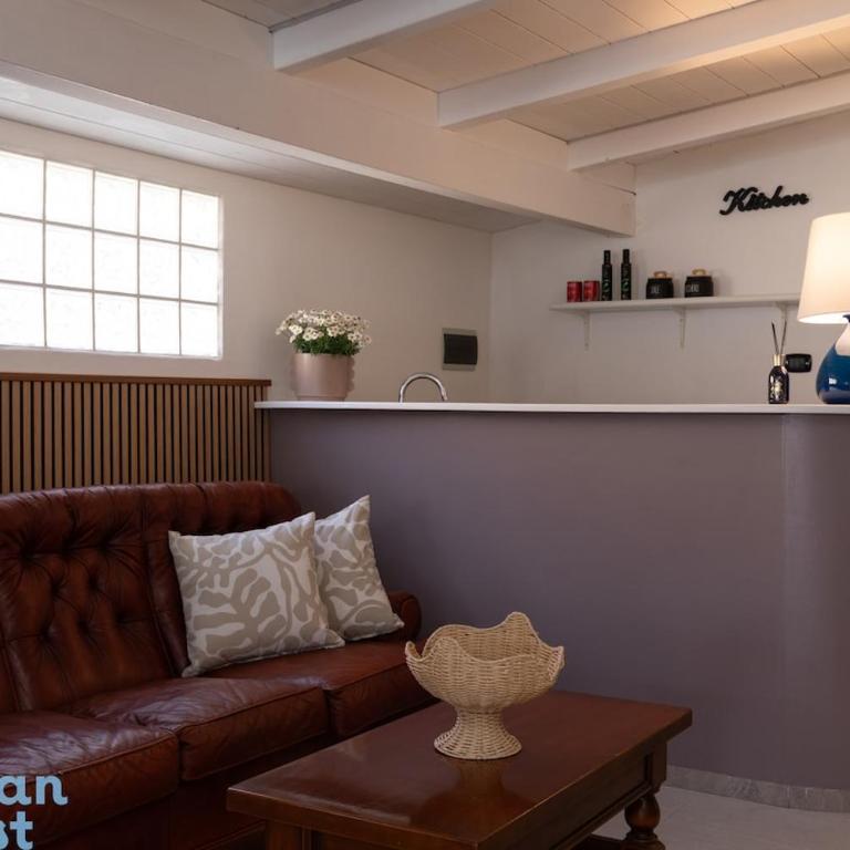 Casa Teresa - Family house, few steps from the sea - Four-Bedroom Apartment - 1