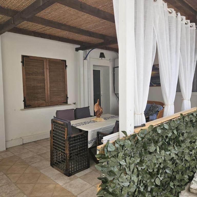 Casa Teresa - Family house, few steps from the sea - Four-Bedroom Apartment - 2