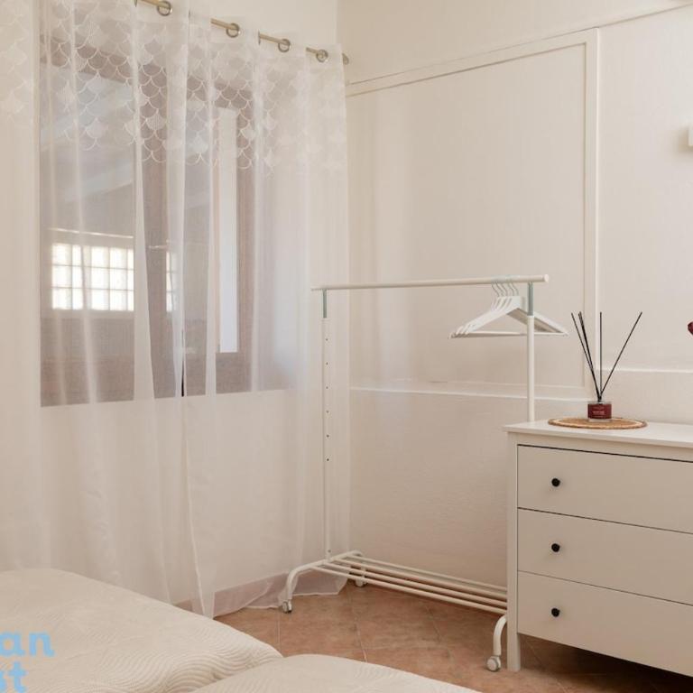 Casa Teresa - Family house, few steps from the sea - Four-Bedroom Apartment - 14