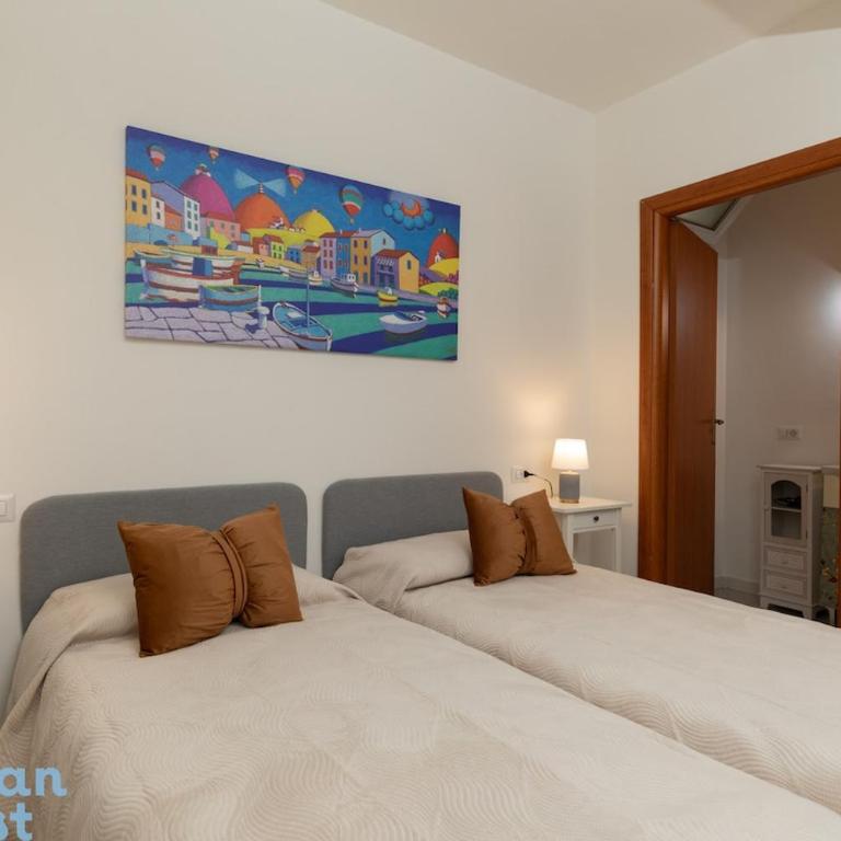 Casa Teresa - Family house, few steps from the sea - Four-Bedroom Apartment - 19