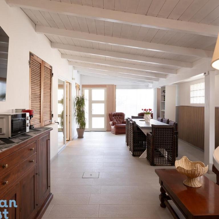 Casa Teresa - Family house, few steps from the sea - Four-Bedroom Apartment - 20