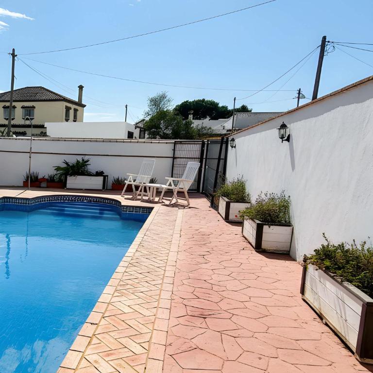 Casa con piscina privada muy cerca del pueblo - Casa - 5
