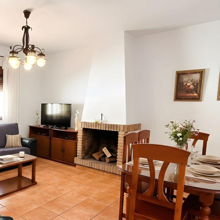 Casa con piscina privada muy cerca del pueblo - Casa - 16