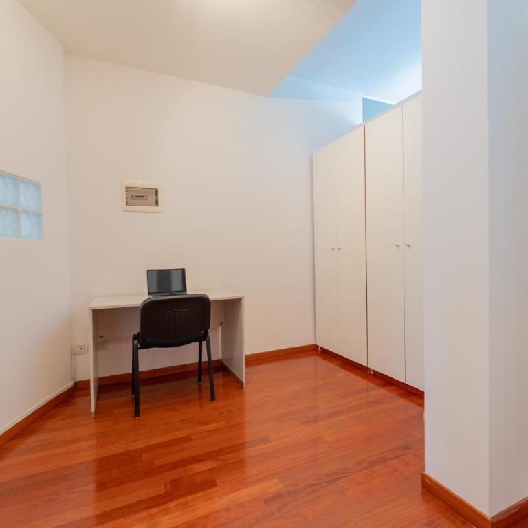 Valverde Home - Two-Bedroom Apartment with Balcony and Terrace - 8