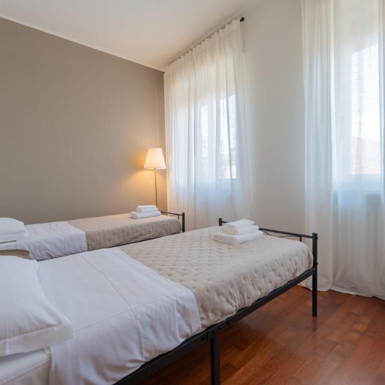 Valverde Home - Two-Bedroom Apartment with Balcony and Terrace - 5