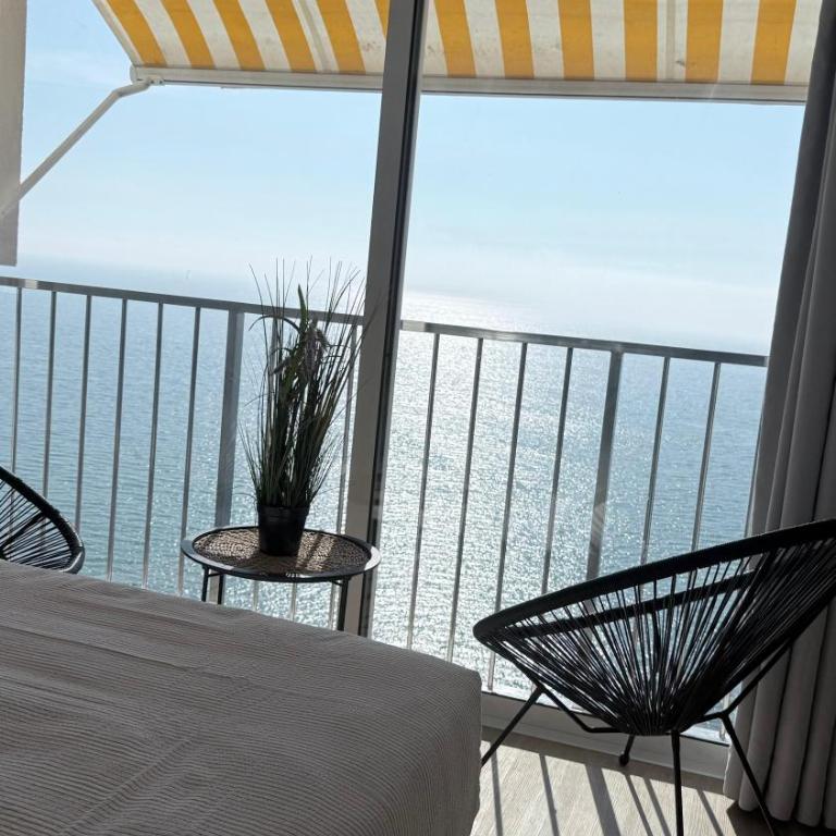 Sunrise beach palace studio - Apartamento de 1 dormitorio - 2
