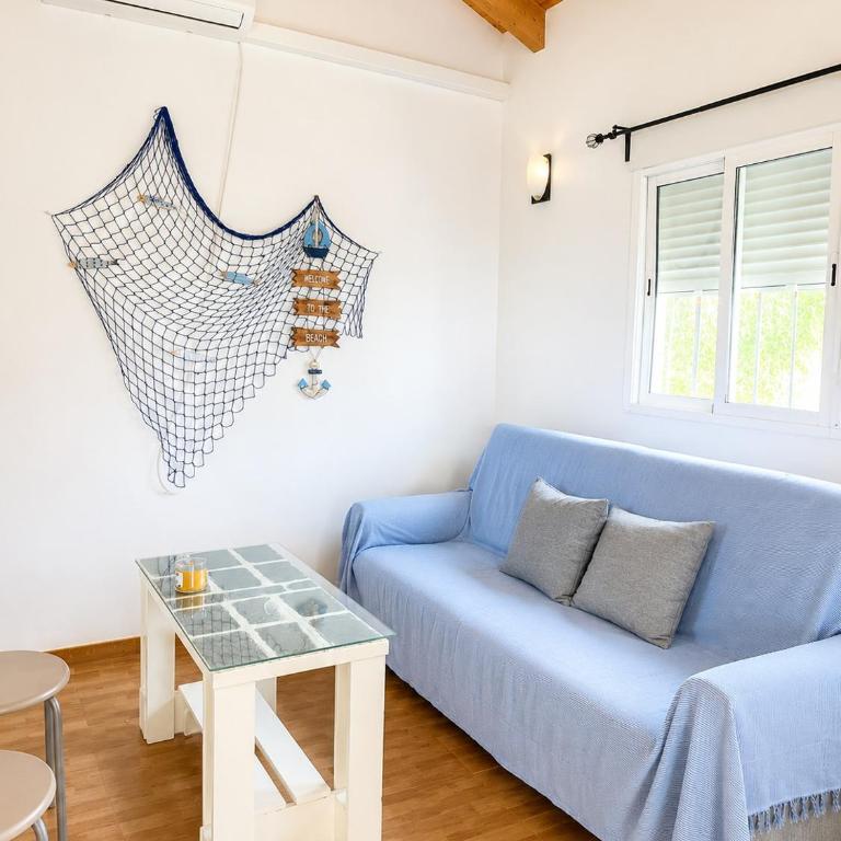 Cozy Chalet with Garden BBQ Near la Playa de La Barrosa By Chiclana Dreams - Chalet de 2 dormitorios - 9