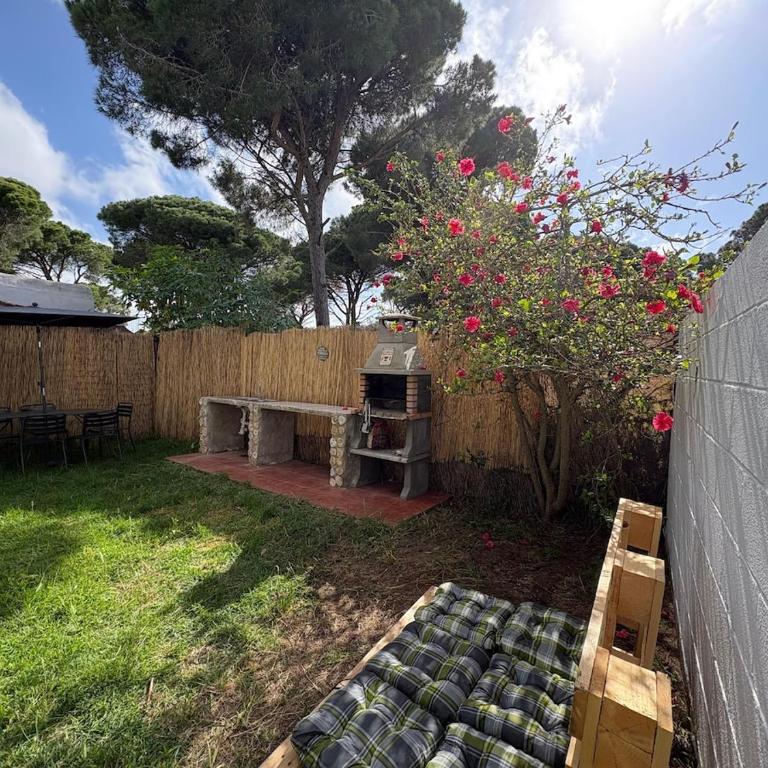 Cozy Chalet with Garden BBQ Near la Playa de La Barrosa By Chiclana Dreams - Chalet de 2 dormitorios - 12