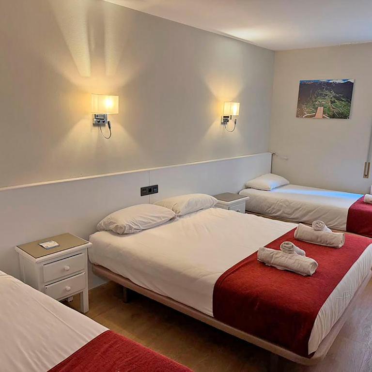 Hotel Pere D'Urg 3000 - Habitación Cuádruple Deluxe - 5